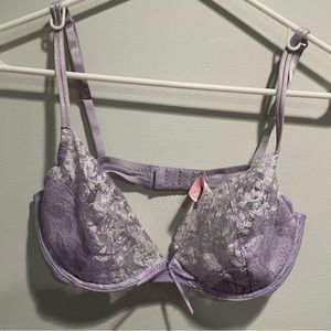 {Victoria's Secret} Angels lavender lace unlined lace bra, 36D, pre worn